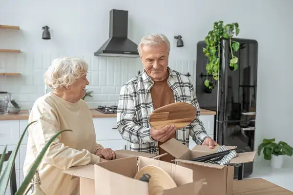 How to Keep Your Independence Without the Burden of Home Maintenance